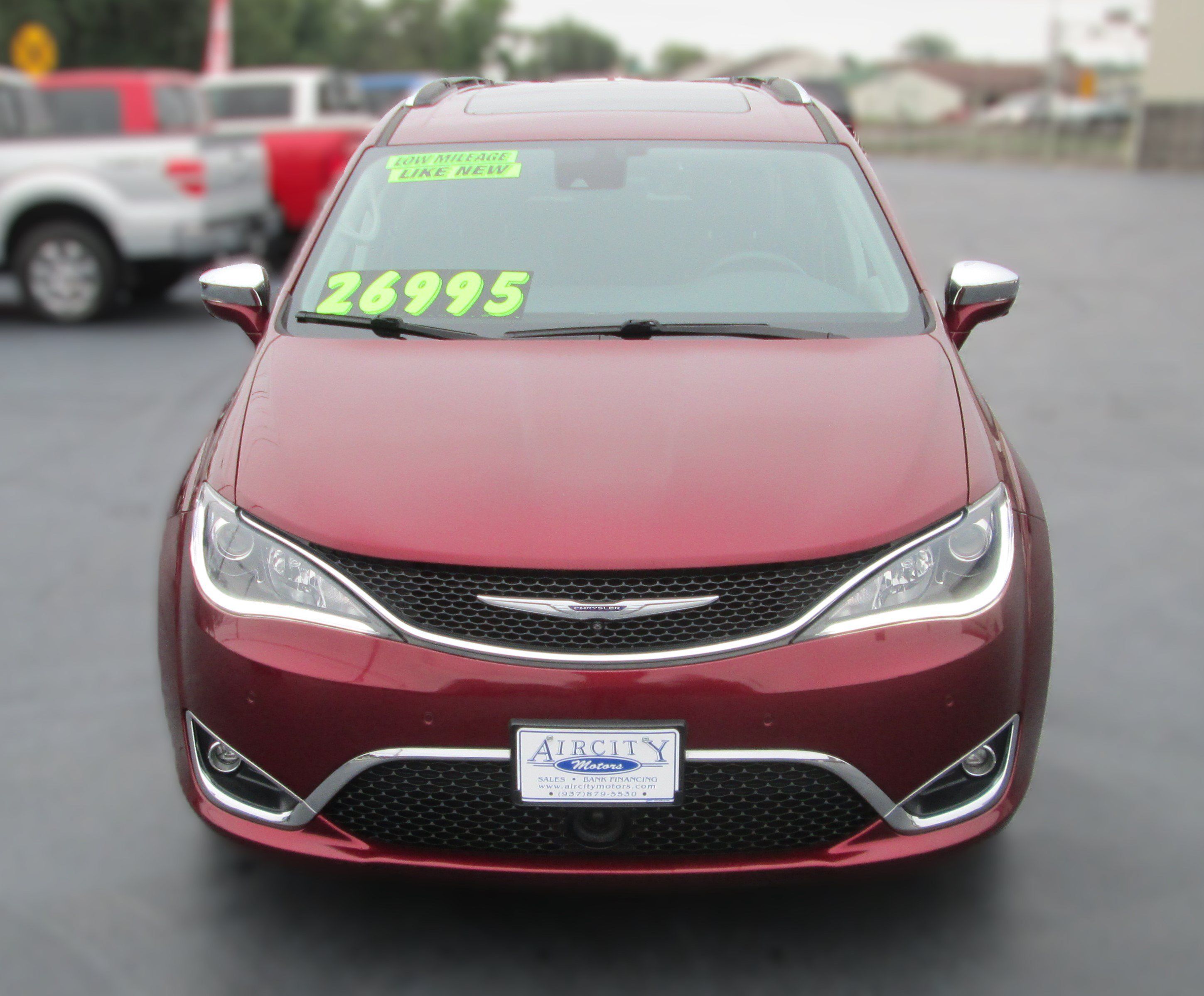 Used 2019 Chrysler Pacifica Limited w/ Advanced Safetytec Group FWD image 7