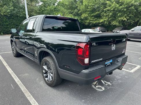 Used 2023 Honda Ridgeline Sport image 5