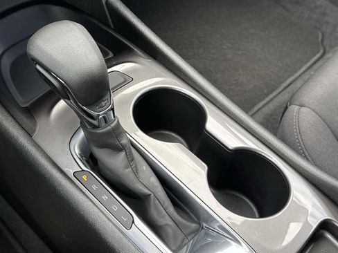 Used 2022 Chevrolet Malibu LS image 25