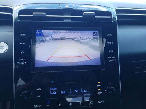 Used 2022 Hyundai Santa Cruz SEL Premium image 21