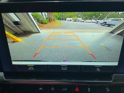 New 2025 Chevrolet Silverado 1500 LT w/ Z71 Off-Road Package image 18