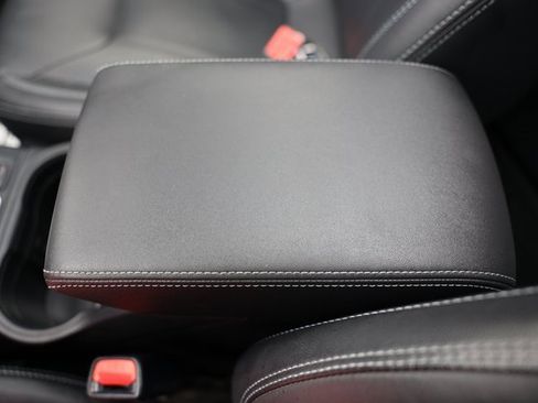 Used 2020 Subaru Forester Limited image 50