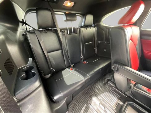 Used 2022 Toyota Highlander XSE AWD/4WD image 28