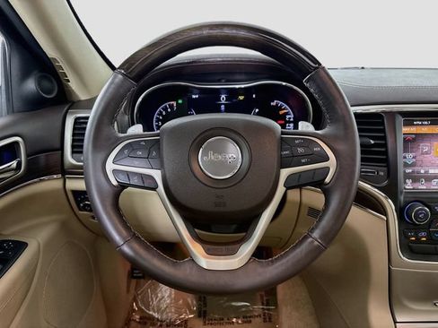 Used 2015 Jeep Grand Cherokee Overland AWD/4WD image 11