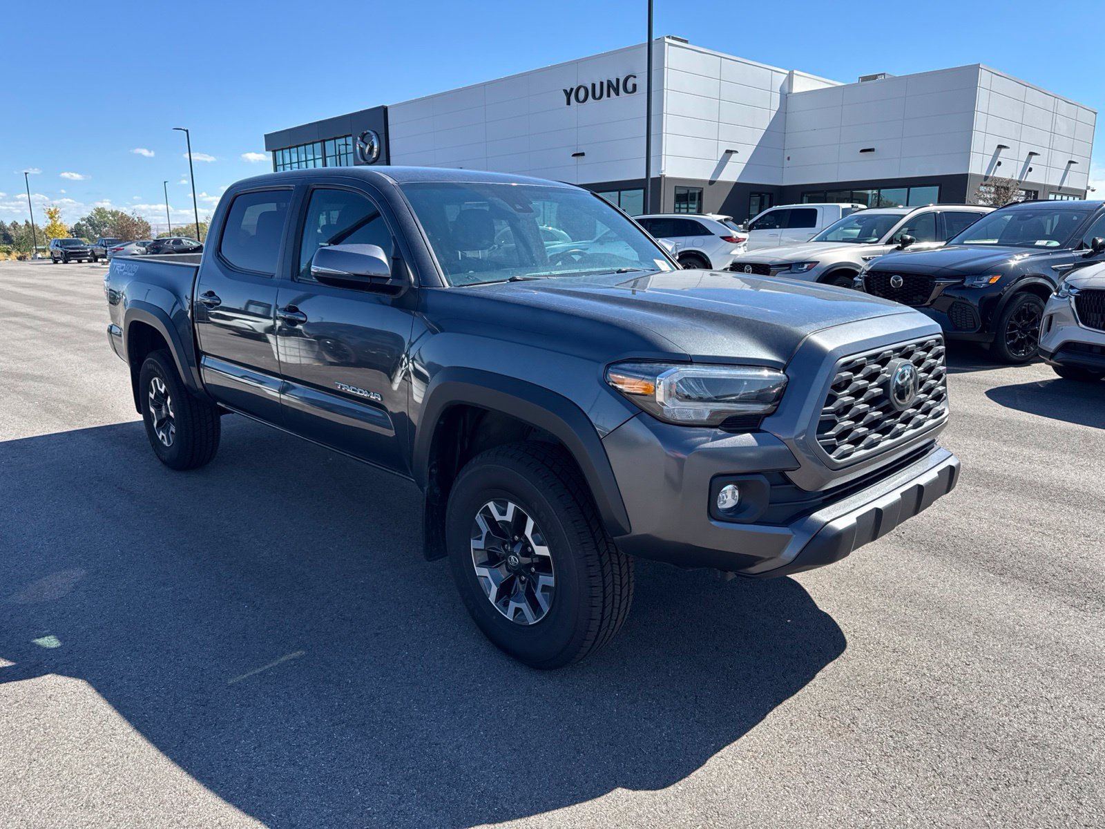 Used 2023 Toyota Tacoma TRD Off-Road w/ Technology Package AWD/4WD image 1