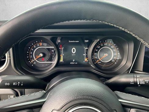Used 2025 Jeep Gladiator Sport AWD/4WD image 21