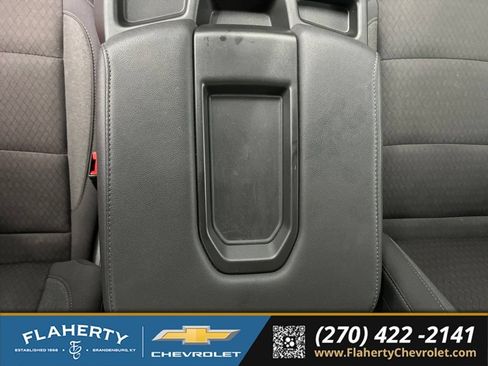 Used 2025 Chevrolet Silverado 2500 LT w/ Convenience Package AWD/4WD image 32