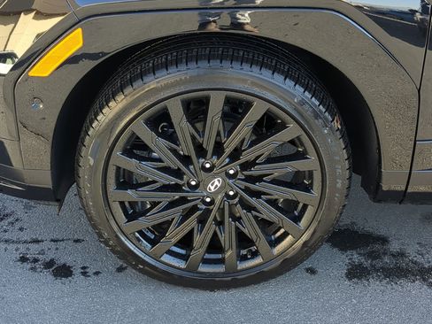 Certified 2025 Hyundai Santa Fe Calligraphy image 13