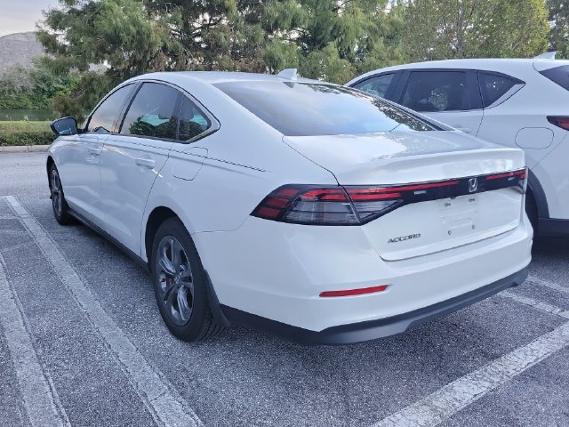 Used 2024 Honda Accord EX image 3