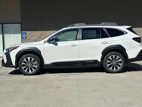 New 2025 Subaru Outback Limited image 6