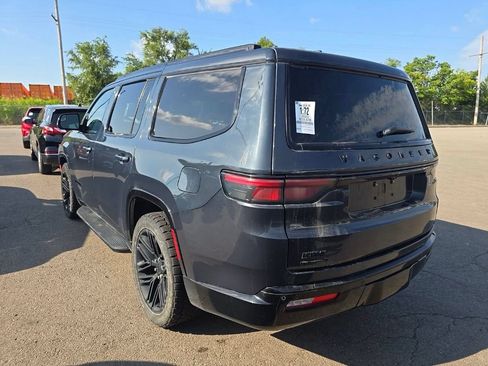 Used 2023 Jeep Wagoneer Series II AWD/4WD image 3