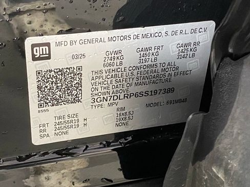 Used 2025 Chevrolet Equinox EV LT FWD image 15