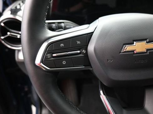 Used 2026 Chevrolet Equinox LT FWD image 27