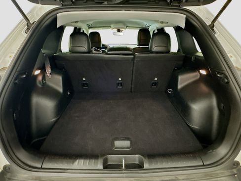 Used 2021 Jeep Cherokee Latitude Lux image 30