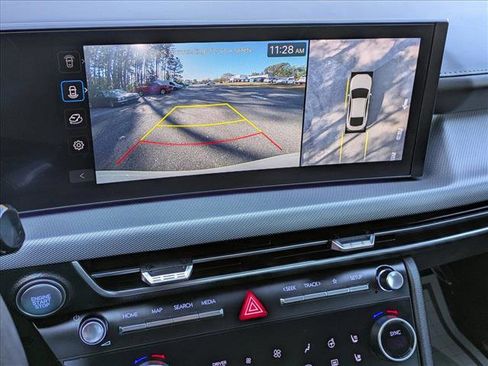 Certified 2025 Hyundai Sonata Limited image 12