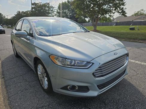 Used 2013 Ford Fusion SE FWD image 7