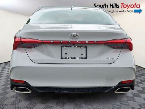 Certified 2022 Toyota Avalon Limited w/ Advanced Safety Package FWD image 5