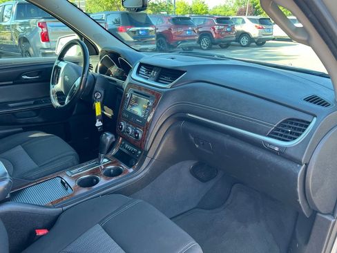 Used 2014 Chevrolet Traverse LT AWD/4WD image 34