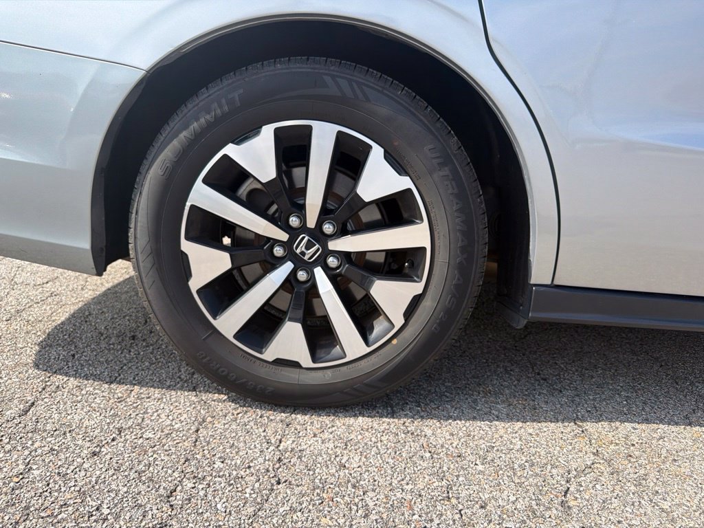 Used 2025 Honda Odyssey EX-L image 13
