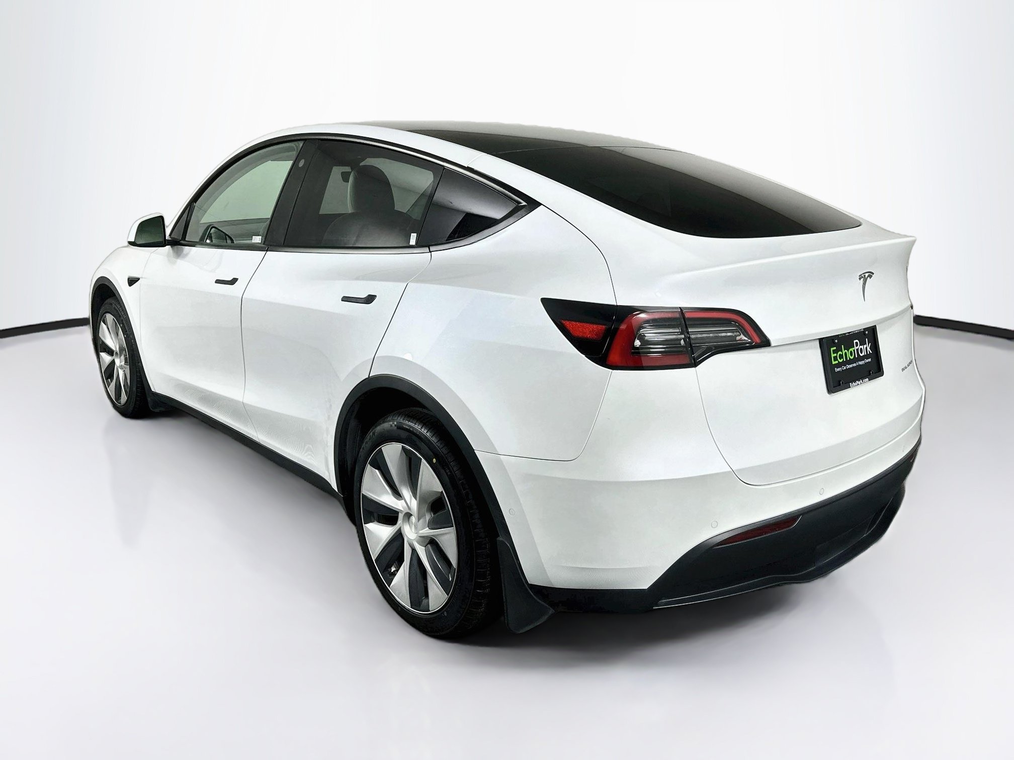 Used 2021 Tesla Model Y Long Range AWD/4WD image 5