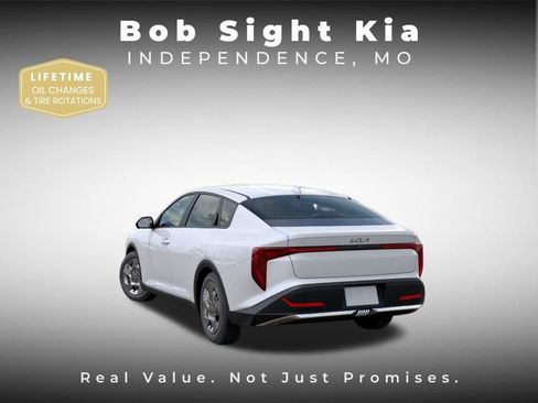 New 2026 Kia K4 FWD image 4