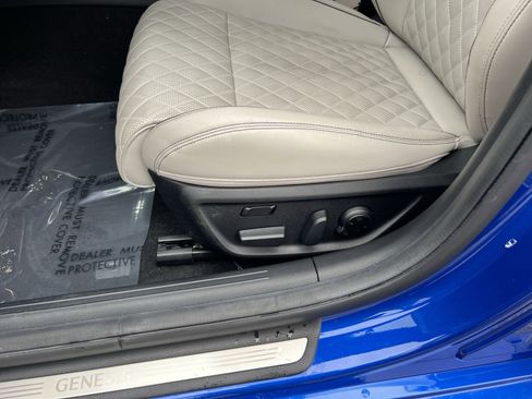 Used 2023 Genesis G70 3.3T w/ Sport Prestige Package image 14