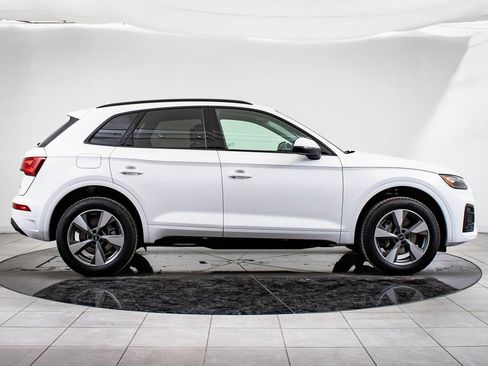 Used 2025 Audi Q5 2.0T Premium w/ Convenience Plus Package image 11