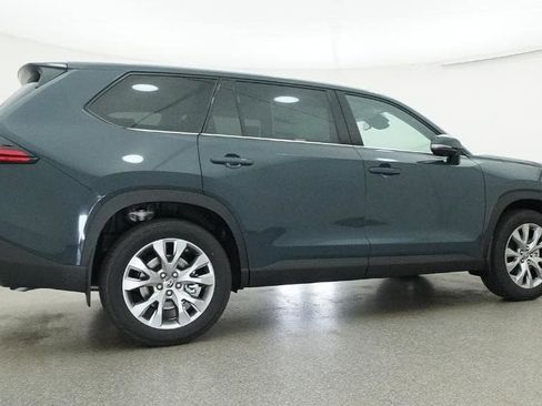 New 2026 Toyota Grand Highlander Limited AWD/4WD image 26