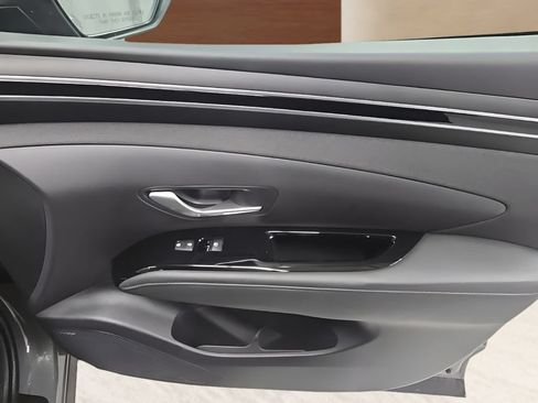 Certified 2024 Hyundai Tucson Limited AWD/4WD image 24