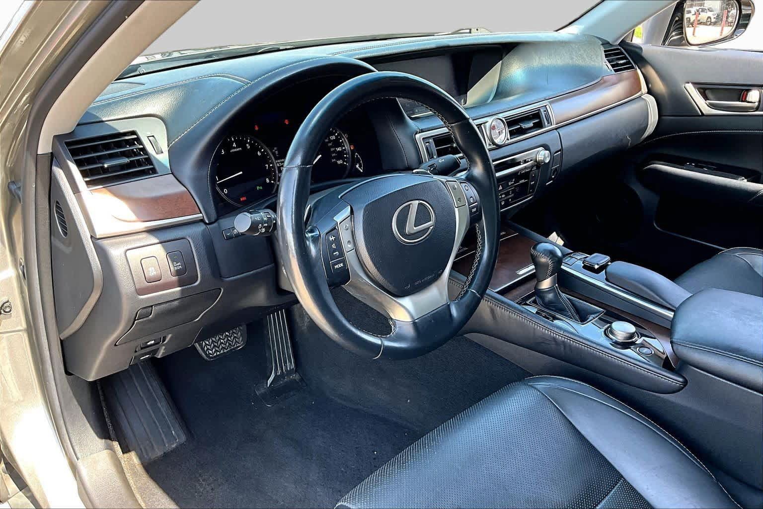Used 2015 Lexus GS 350 w/ Premium Package RWD image 18