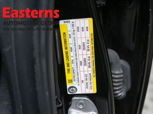 Used 2021 Tesla Model 3 Standard Range Plus image 33