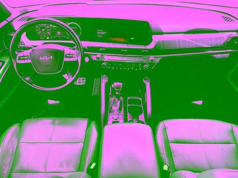 Used 2023 Kia Telluride SX FWD image 14