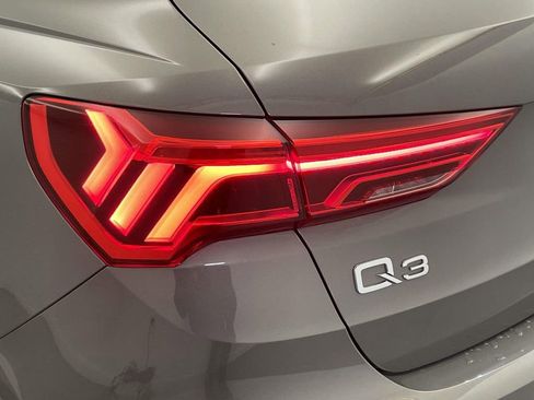 Certified 2025 Audi Q3 2.0T Premium AWD/4WD image 16