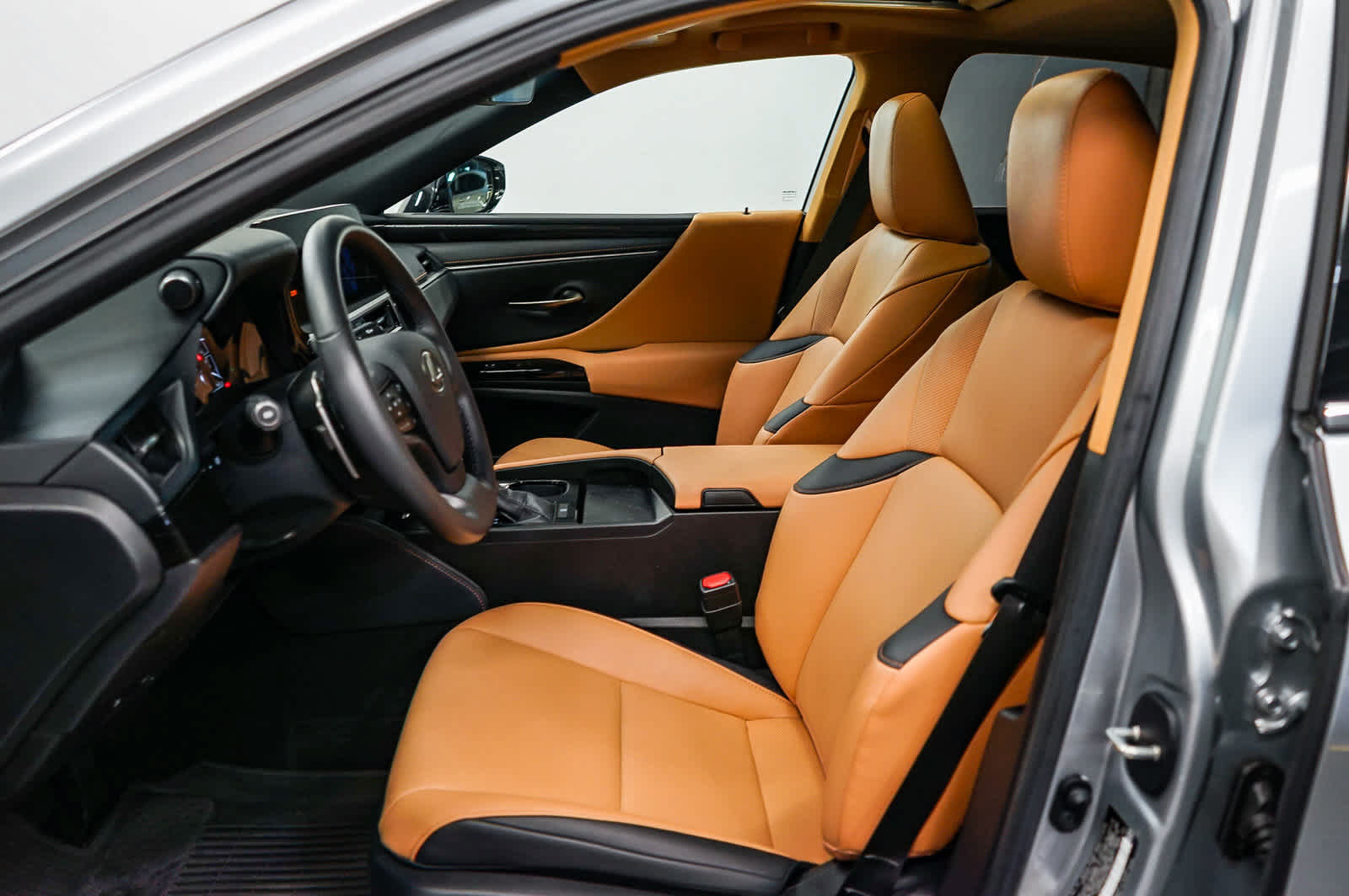 Used 2025 Lexus ES 350 w/ Accessory Package (Z2) FWD image 18