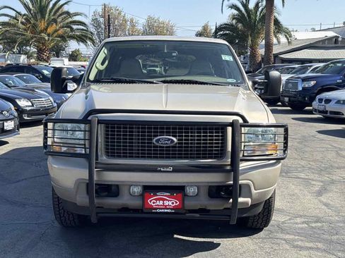 Used 2004 Ford Excursion Limited image 2