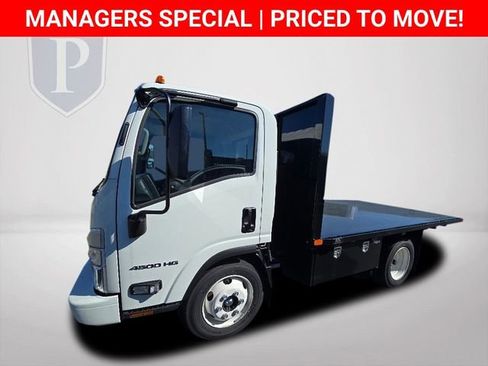 New 2025 Chevrolet Low Cab Forward image 11