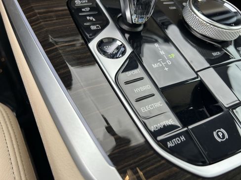 Used 2022 BMW X5 xDrive45e w/ Executive Package image 36