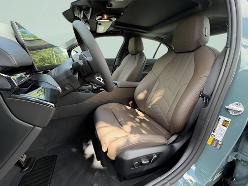 New 2027 BMW i5 eDrive40 w/ M Sport Package RWD image 12