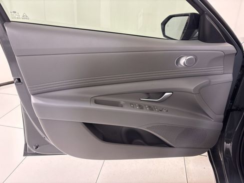 New 2026 Hyundai Elantra Sport FWD image 18