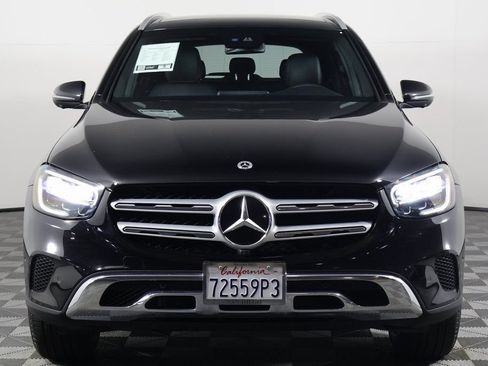 Certified 2022 Mercedes-Benz GLC 300 image 2