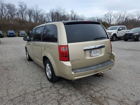 Used 2010 Dodge Grand Caravan SXT w/ Family Value Group image 6