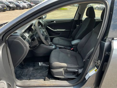 Used 2014 Volkswagen Jetta S FWD image 9