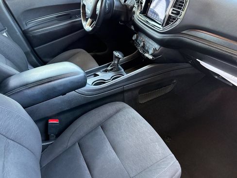 Used 2023 Dodge Durango SXT RWD image 25