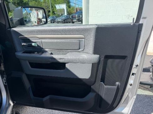Used 2013 RAM 1500 Express AWD/4WD image 25