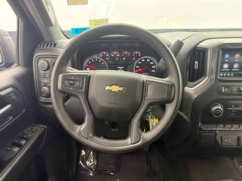 Used 2022 Chevrolet Silverado 1500 Custom w/ LPO, Blackout Package AWD/4WD image 8