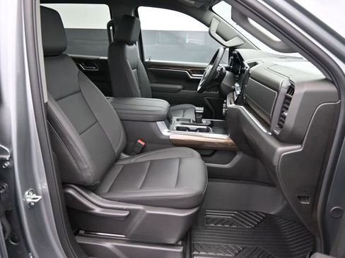 New 2026 Chevrolet Silverado 1500 LT image 40