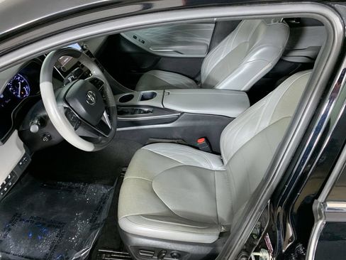 Used 2020 Toyota Avalon Limited w/ Advanced Safety Package FWD image 31