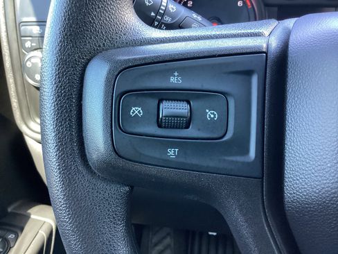 Used 2020 Chevrolet Silverado 1500 Custom w/ Custom Value Package RWD image 30