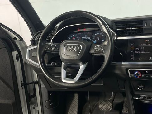 Used 2023 Audi Q3 2.0T Premium Plus w/ Premium Plus Package AWD/4WD image 14