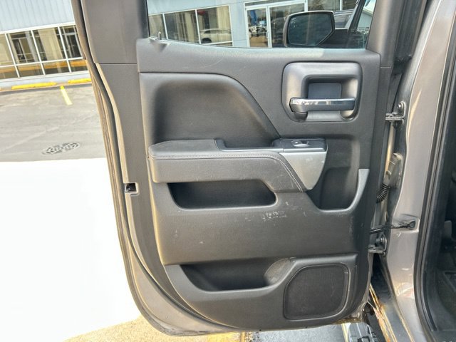 Used 2017 Chevrolet Silverado 1500 LT w/ All Star Edition AWD/4WD image 18